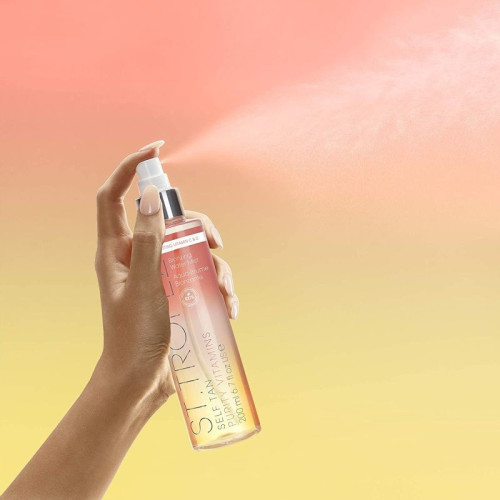 Savaiminio įdegio vitamininė dulksna St. Tropez Purity Vitamins Self Tan Bronzing Water Mist 200ml