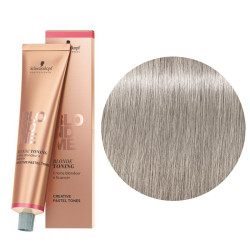 Šviesintų arba natūraliai šviesių plaukų tonavimo kremas Schwarzkopf Professional Blond Me 60ml