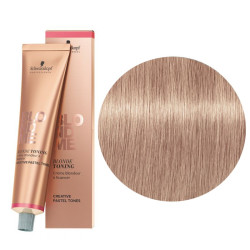 Šviesintų arba natūraliai šviesių plaukų tonavimo kremas Schwarzkopf Professional Blond Me 60ml