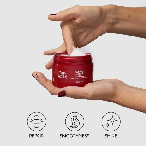 Wella Professionals ULTIMATE REPAIR Mask Intensyvaus poveikio kaukė pažeistiems plaukams STEP 2