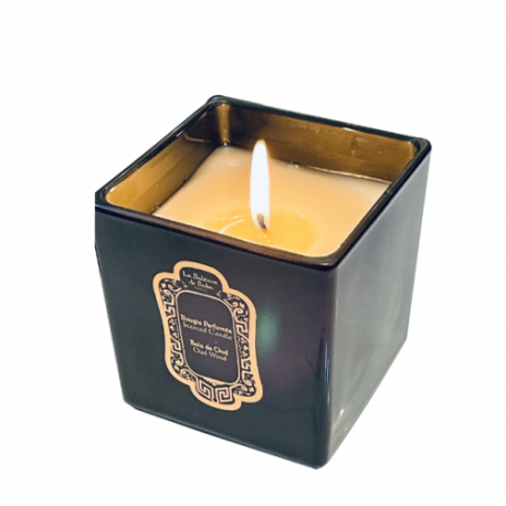 La Sultane De Saba Žvakė Oud Wood Scented Candle