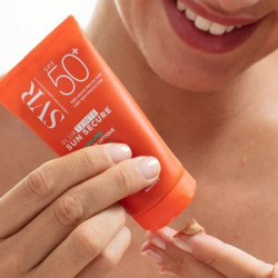 SVR Veido kremas nuo saulės su spalva Sun Secure Tinted Blur With SPF50