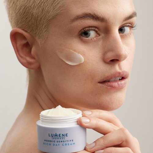 Lumene Dieninis veido kremas Nordic Sensitive [Herkkä] Rich Day Cream