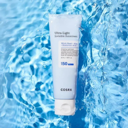 COSRX Lengvas nematomas apsauginis kremas nuo saulės su apsauga Ultra-Light Invisible Sunscreen SPF50 PA++++