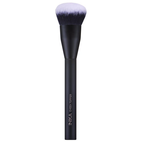 Inika Organic Veido skaistalų ir kontūro šepetėlis Cheek Topper Brush
