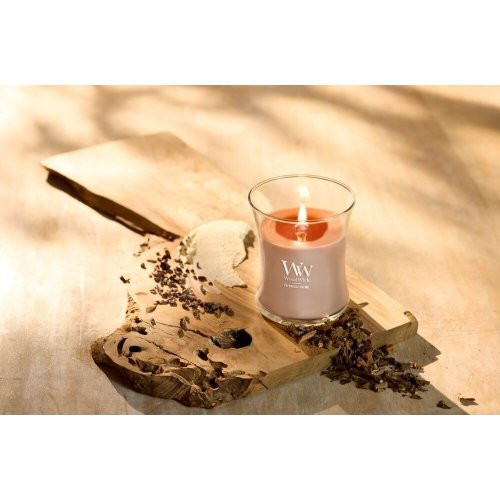 WoodWick Kvapni žvakė Patchouli Creme Candle