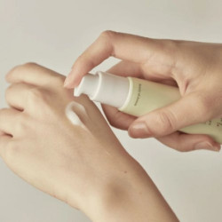 Beauty of Joseon Gaivinantis šviesinantis veido odos serumas Light On Serum Centella + Vita C Beauty of Joseon Gaivinantis šviesinantis veido odos serumas Light On Serum Centella + Vita C