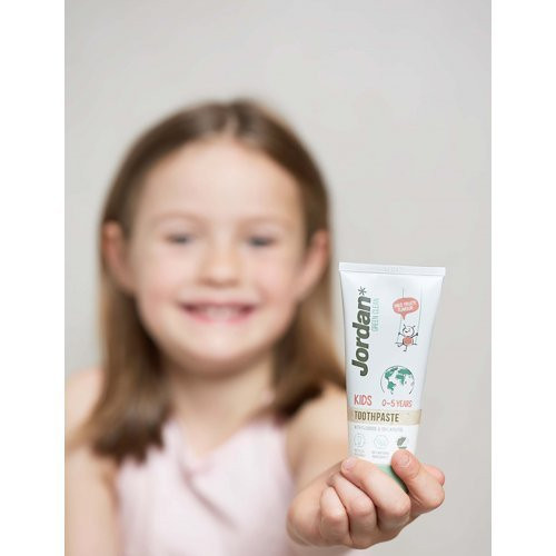 Jordan Vaikiška dantų pasta vaikams nuo 0 iki 5 metų su fluoru ir ksilitoliu Green Clean Kids 0-5 years Toothpaste
