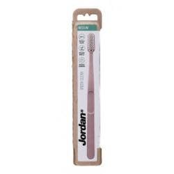 Jordan Vidutinio kietumo dantų šepetėlis Green Clean Medium Toothbrush
