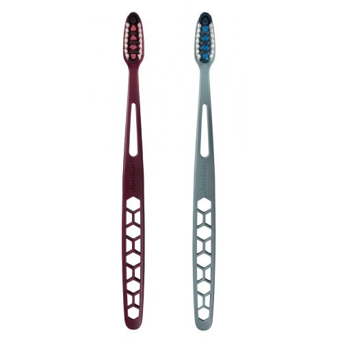 Jordan Lengvų vidutinio kietumo dantų šepetėlių rinkinys 2 vnt. Ultralite 1+1 Toothbrush Medium