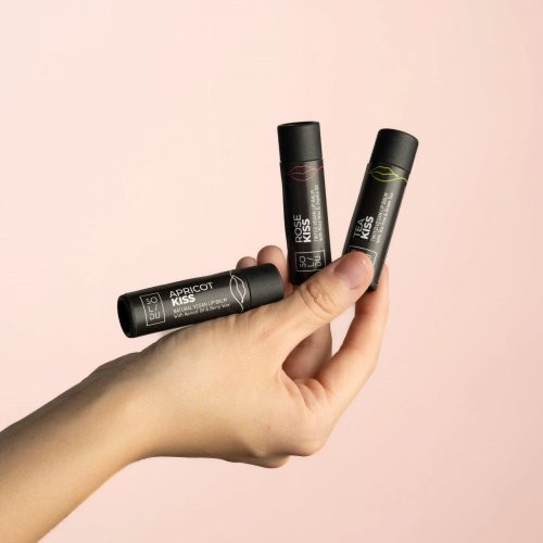 SOLIDU Natūralus veganiškas lūpų balzamas su atspalviu ROSEKiss Natural Vegan Lip Balm
