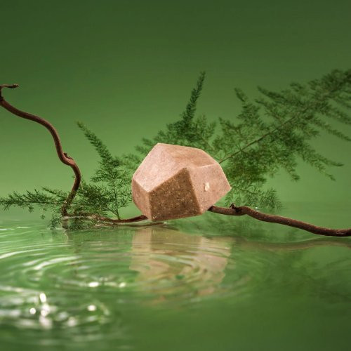 SOLIDU Kietasis šampūnas su gasulo moliu ir kavos aliejumi GHAYA Solid Shampoo