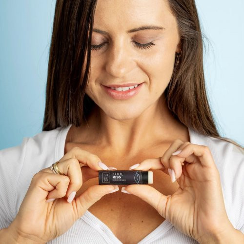 SOLIDU Natūralus veganiškas lūpų balzamas su vėsinančiu pojūčiu COOLKiss Natural Vegan Lip Balm
